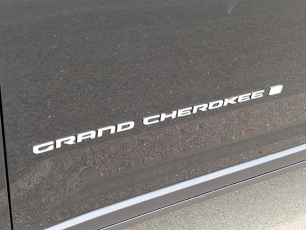 new 2025 Jeep Grand Cherokee L car, priced at $38,501