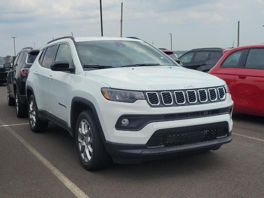 new 2024 Jeep Compass car, priced at $27,022