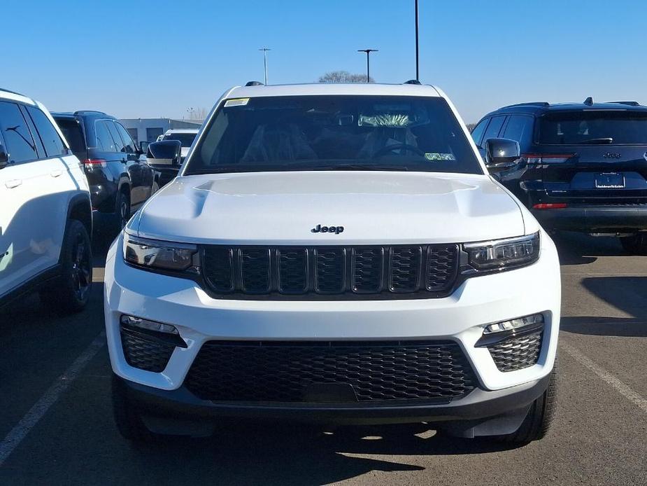 new 2025 Jeep Grand Cherokee car, priced at $50,496