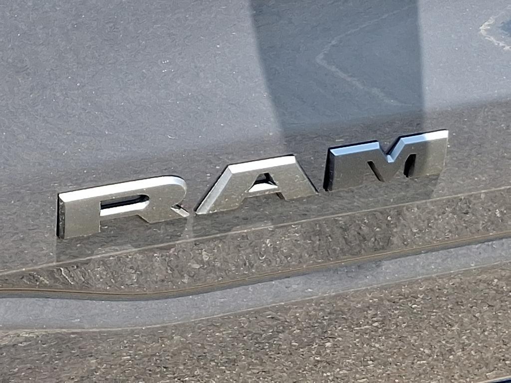 new 2025 Ram 1500 car, priced at $59,732