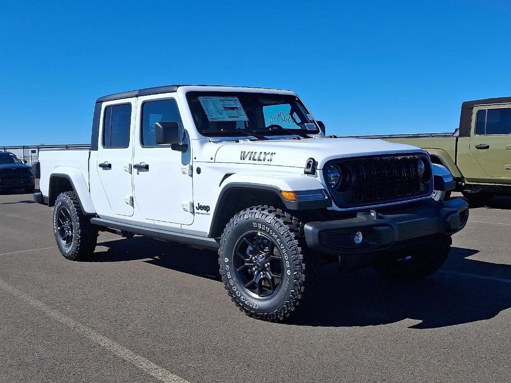 new 2025 Jeep Gladiator car, priced at $45,421