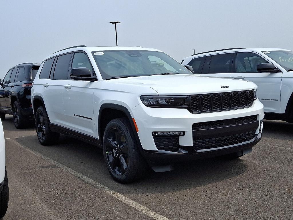new 2025 Jeep Grand Cherokee L car, priced at $48,821