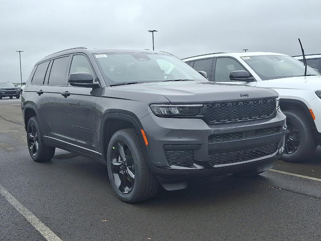 new 2025 Jeep Grand Cherokee L car, priced at $41,798