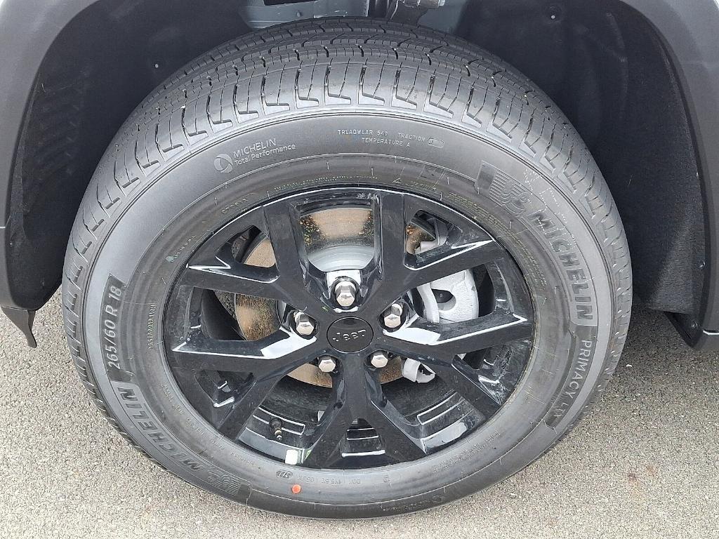 new 2025 Jeep Grand Cherokee car, priced at $39,946