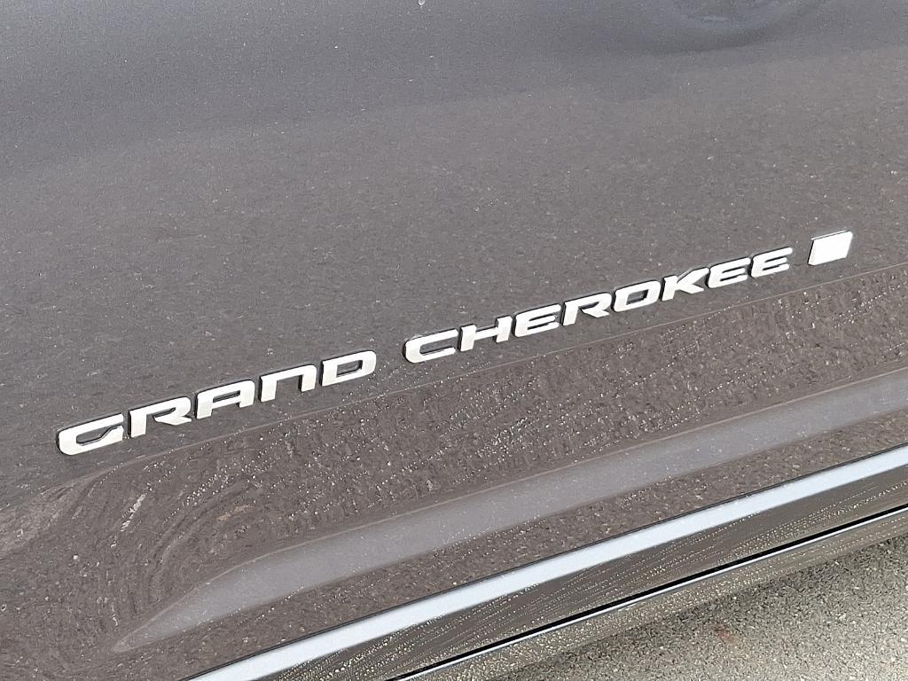 new 2025 Jeep Grand Cherokee L car, priced at $38,501