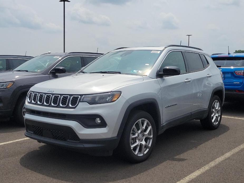 new 2024 Jeep Compass car, priced at $30,892