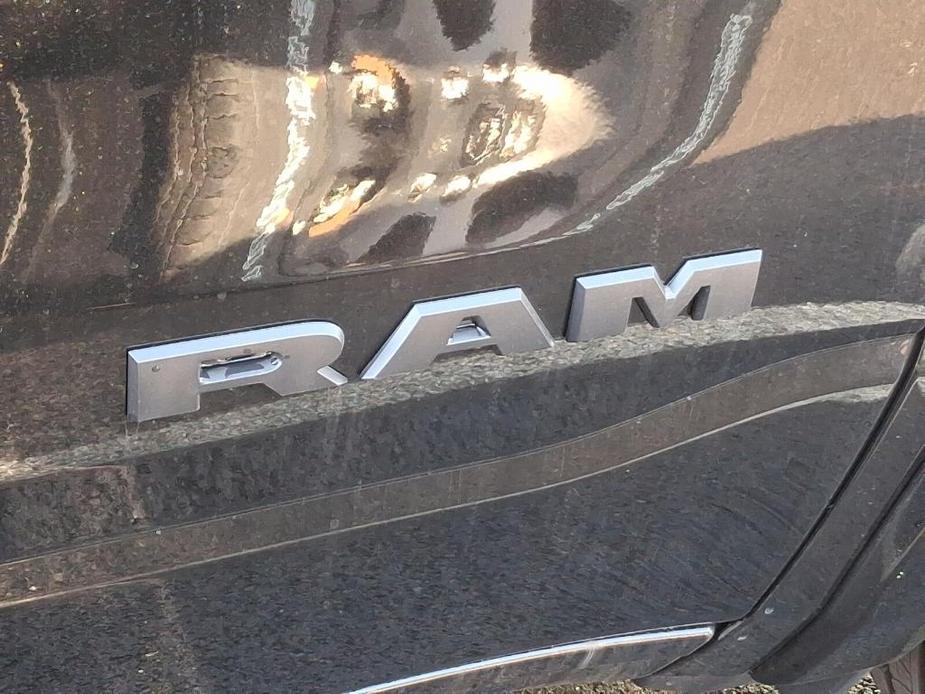 new 2025 Ram 1500 car, priced at $68,366