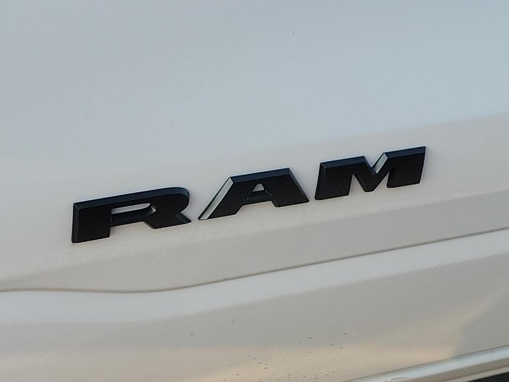 new 2025 Ram 1500 car, priced at $47,951