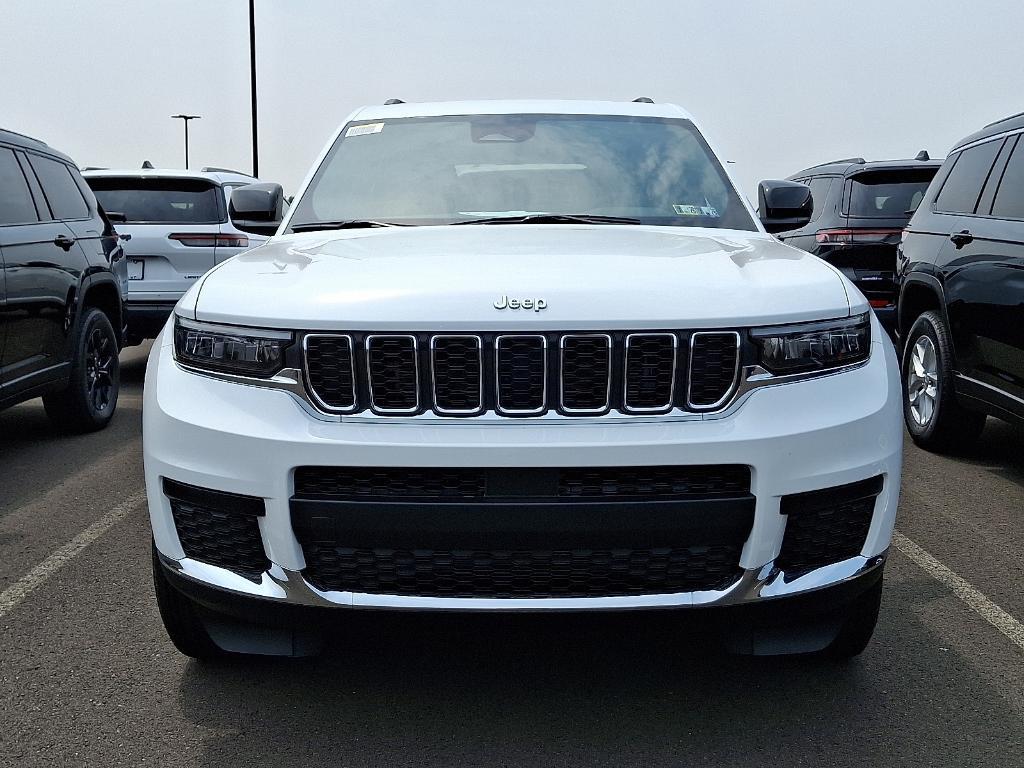 new 2025 Jeep Grand Cherokee L car, priced at $36,111