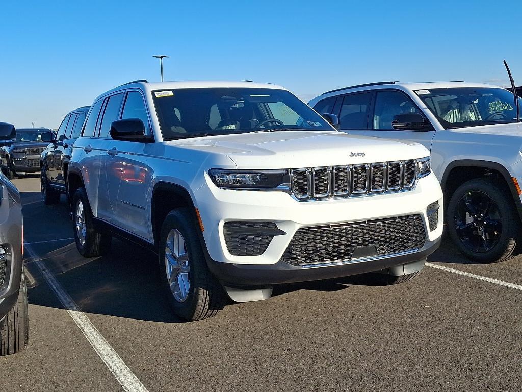 new 2025 Jeep Grand Cherokee car, priced at $37,386