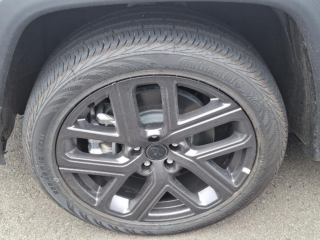 new 2026 Jeep Compass car, priced at $33,331