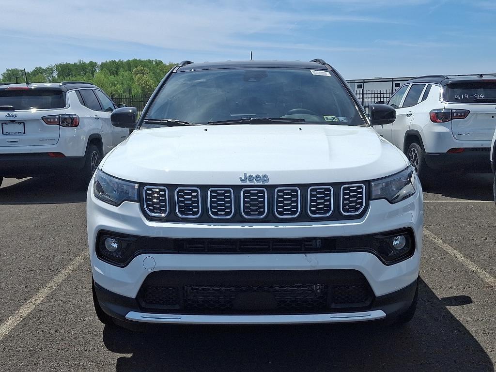 new 2025 Jeep Compass car, priced at $31,679
