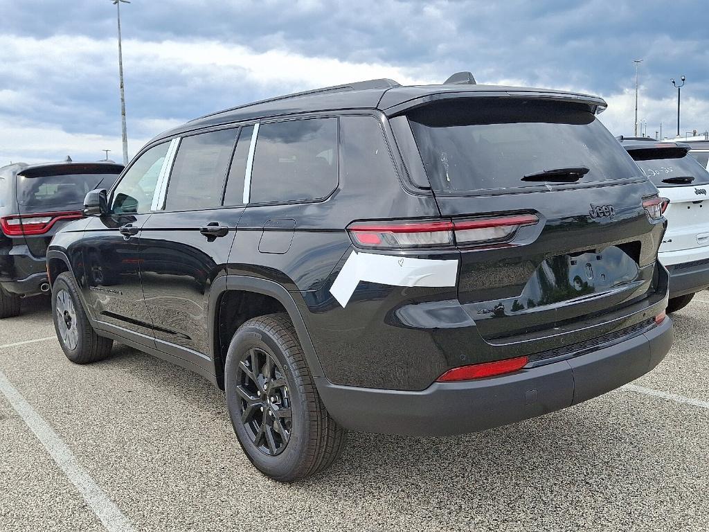 new 2025 Jeep Grand Cherokee L car, priced at $41,311