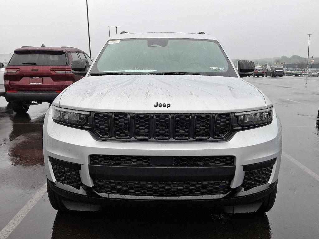 new 2025 Jeep Grand Cherokee L car, priced at $43,548