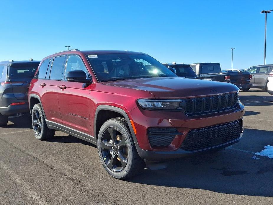 new 2025 Jeep Grand Cherokee car, priced at $46,731