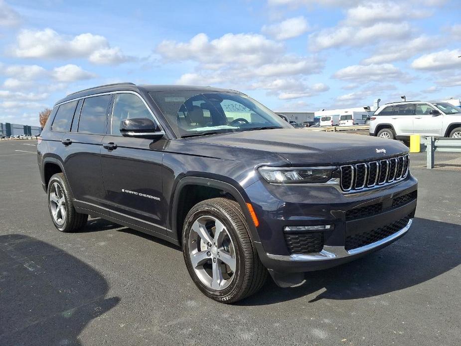 new 2024 Jeep Grand Cherokee L car, priced at $43,481