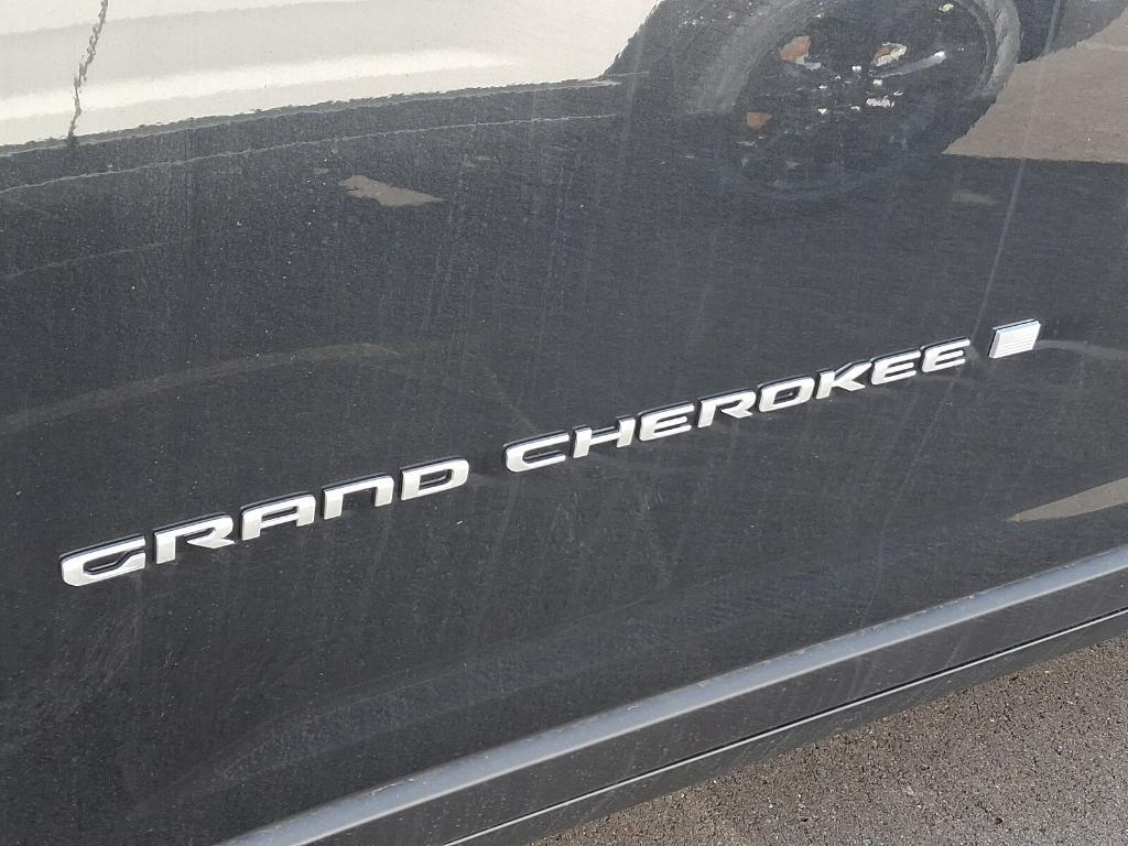 new 2025 Jeep Grand Cherokee car, priced at $42,326