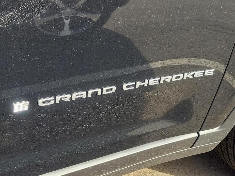 new 2025 Jeep Grand Cherokee car, priced at $46,851