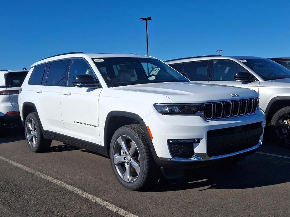 new 2025 Jeep Grand Cherokee L car, priced at $55,421