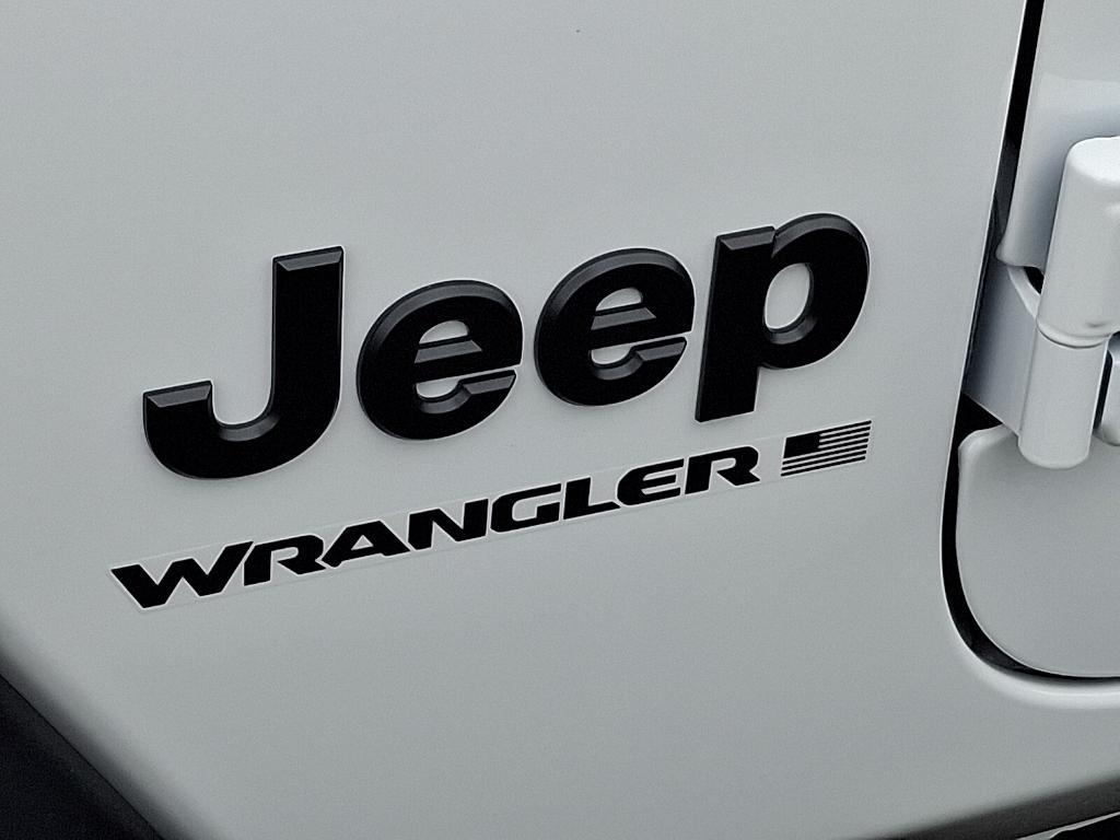 new 2026 Jeep Wrangler car, priced at $45,096