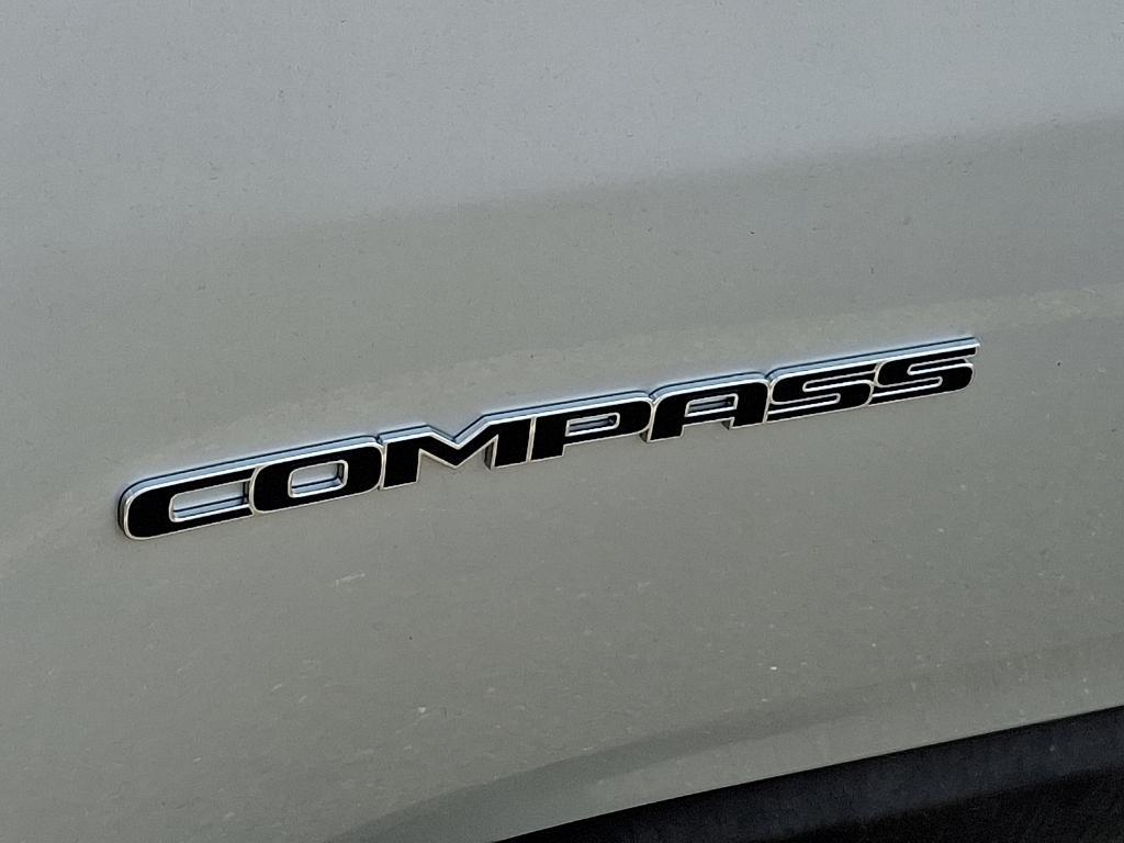 new 2025 Jeep Compass car, priced at $30,666