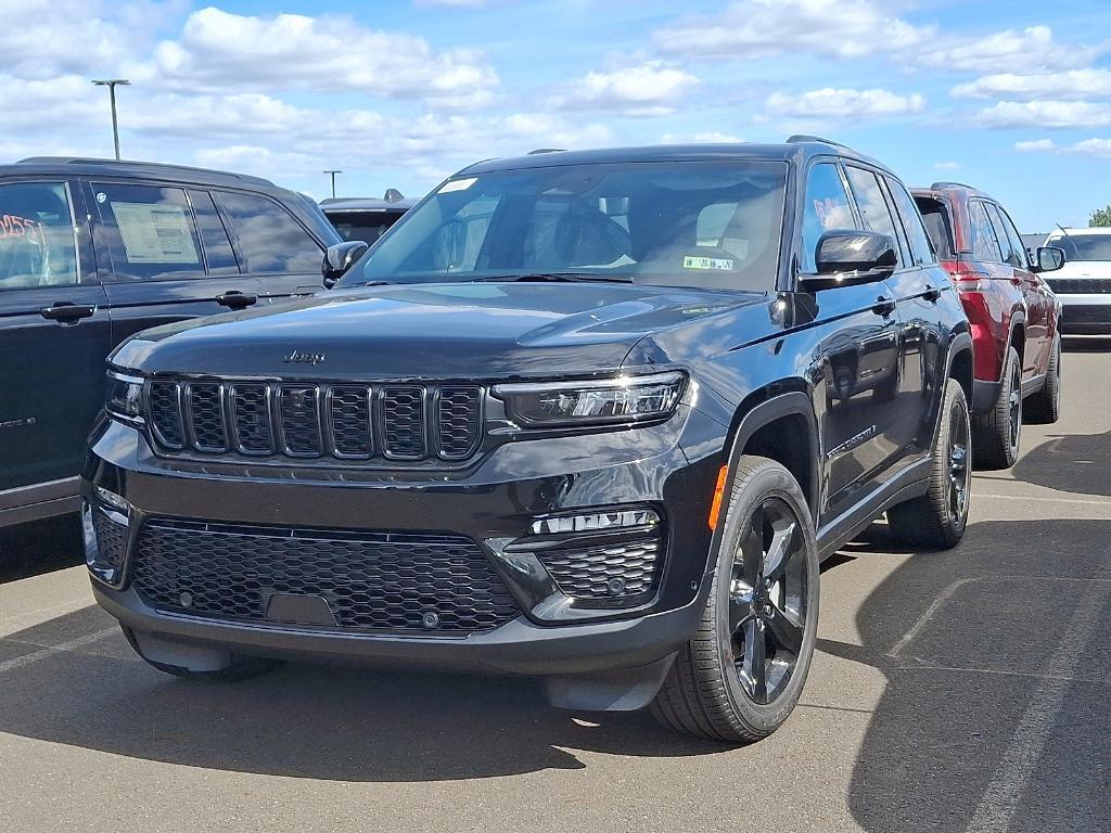 new 2025 Jeep Grand Cherokee car, priced at $50,466