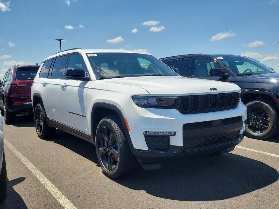 new 2024 Jeep Grand Cherokee L car, priced at $44,736