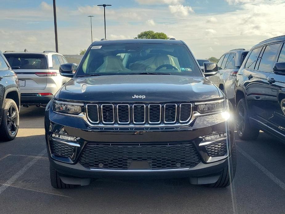 new 2025 Jeep Grand Cherokee car, priced at $54,916