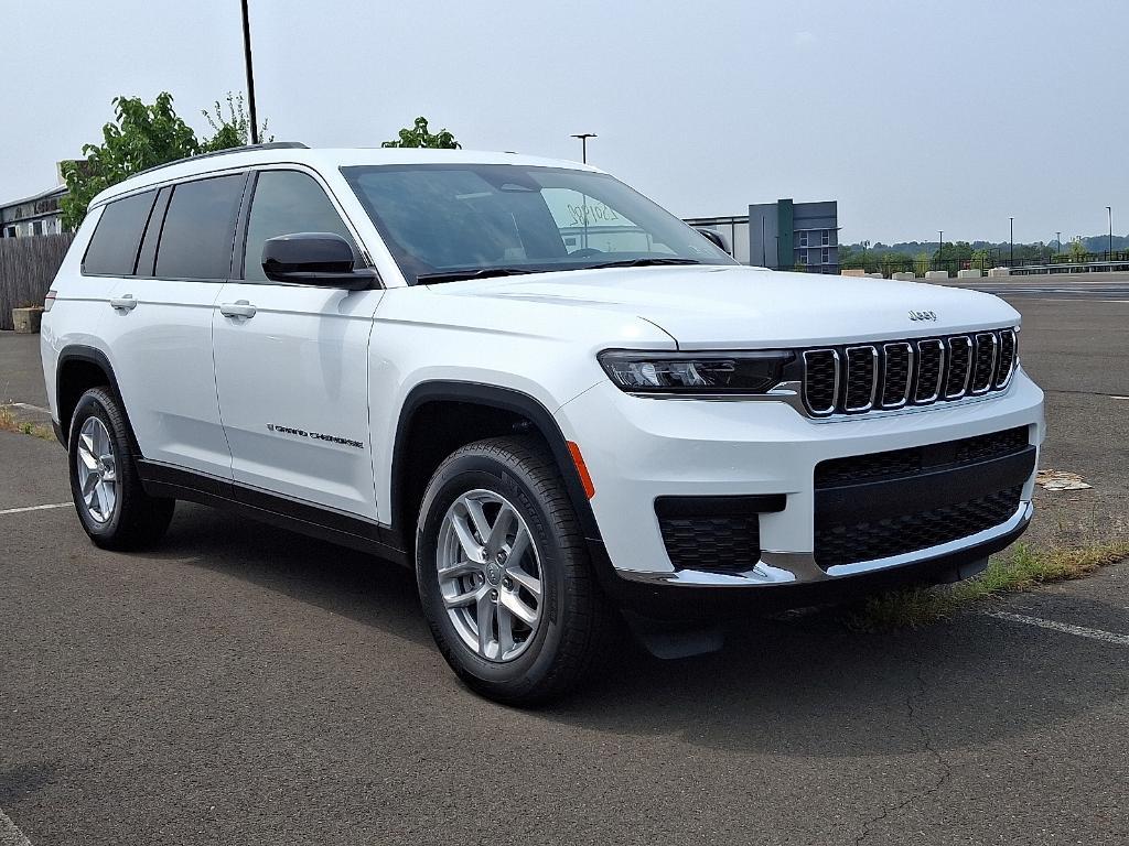 new 2025 Jeep Grand Cherokee L car, priced at $37,361
