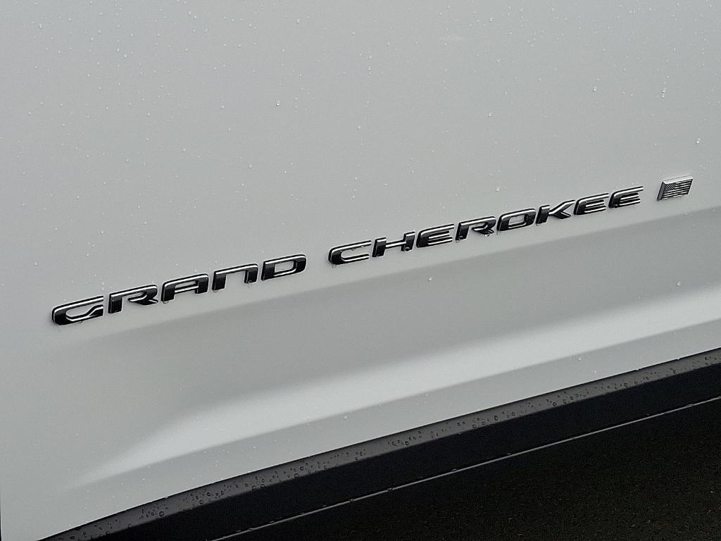 new 2025 Jeep Grand Cherokee L car, priced at $37,361