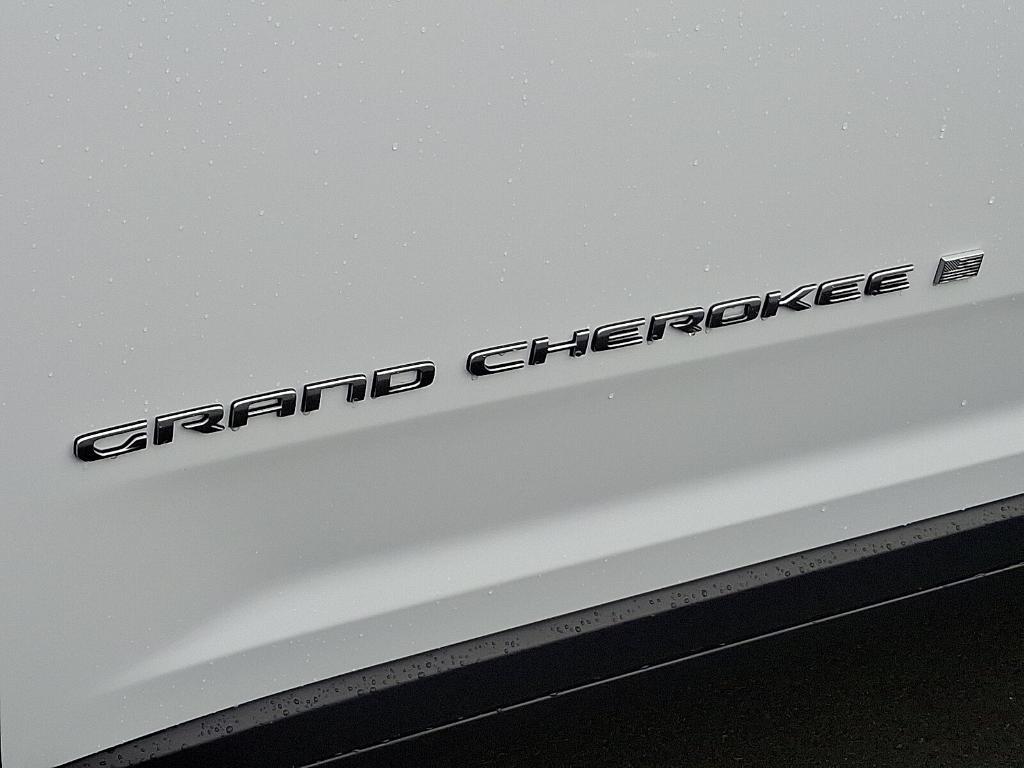 new 2025 Jeep Grand Cherokee L car, priced at $38,370