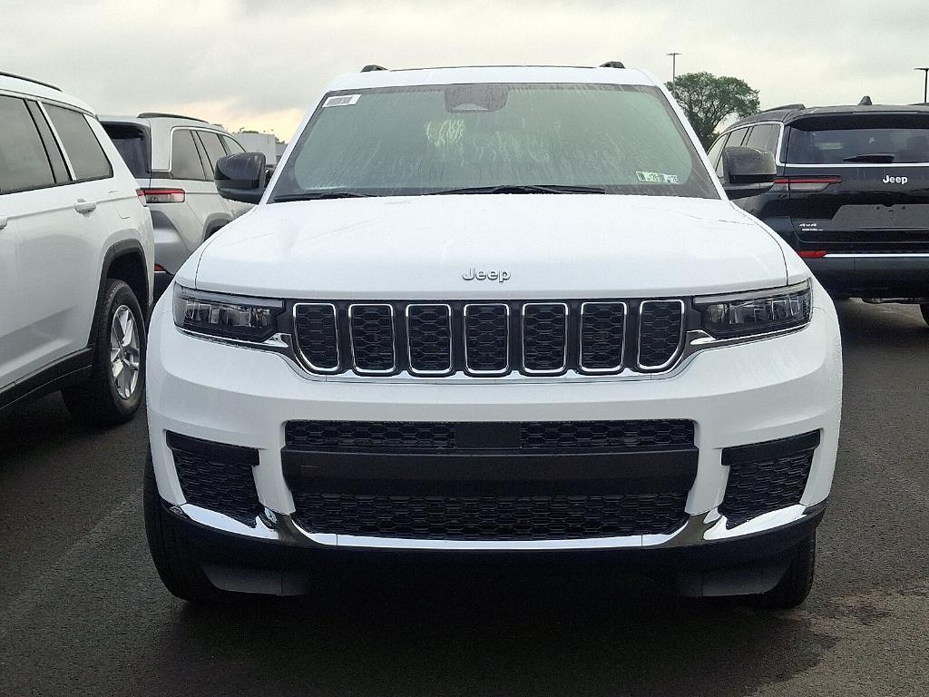 new 2025 Jeep Grand Cherokee L car, priced at $38,370