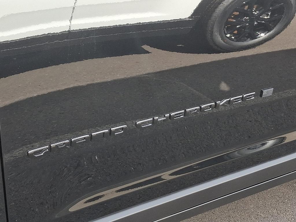 new 2025 Jeep Grand Cherokee car, priced at $46,546