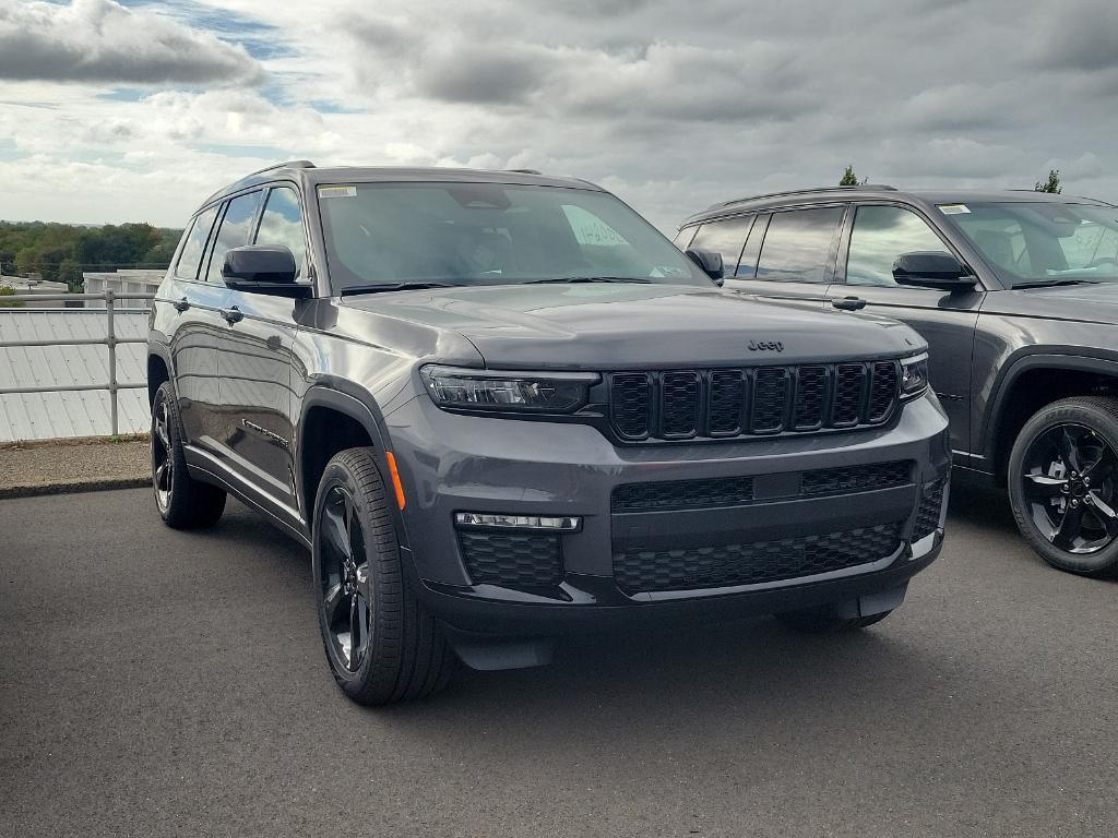 new 2025 Jeep Grand Cherokee L car, priced at $53,191