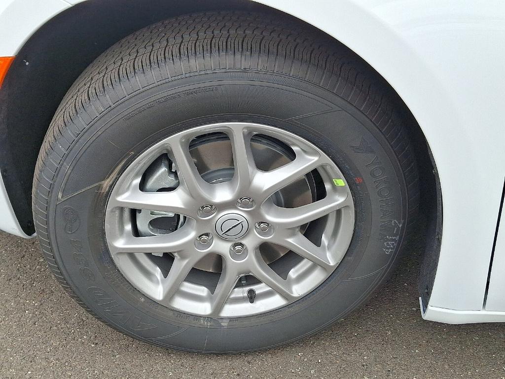 new 2026 Chrysler Pacifica car, priced at $40,750