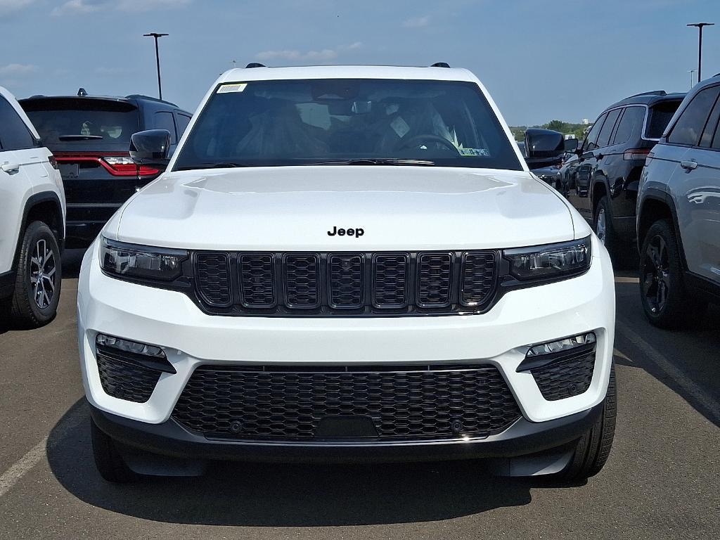 new 2025 Jeep Grand Cherokee car, priced at $49,871