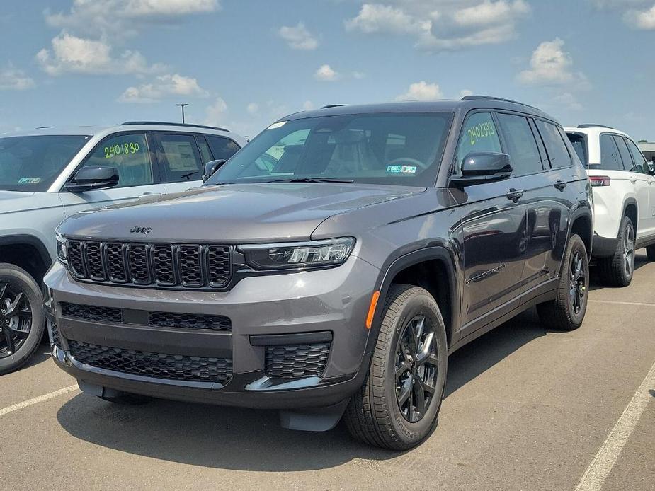 new 2024 Jeep Grand Cherokee L car, priced at $41,591