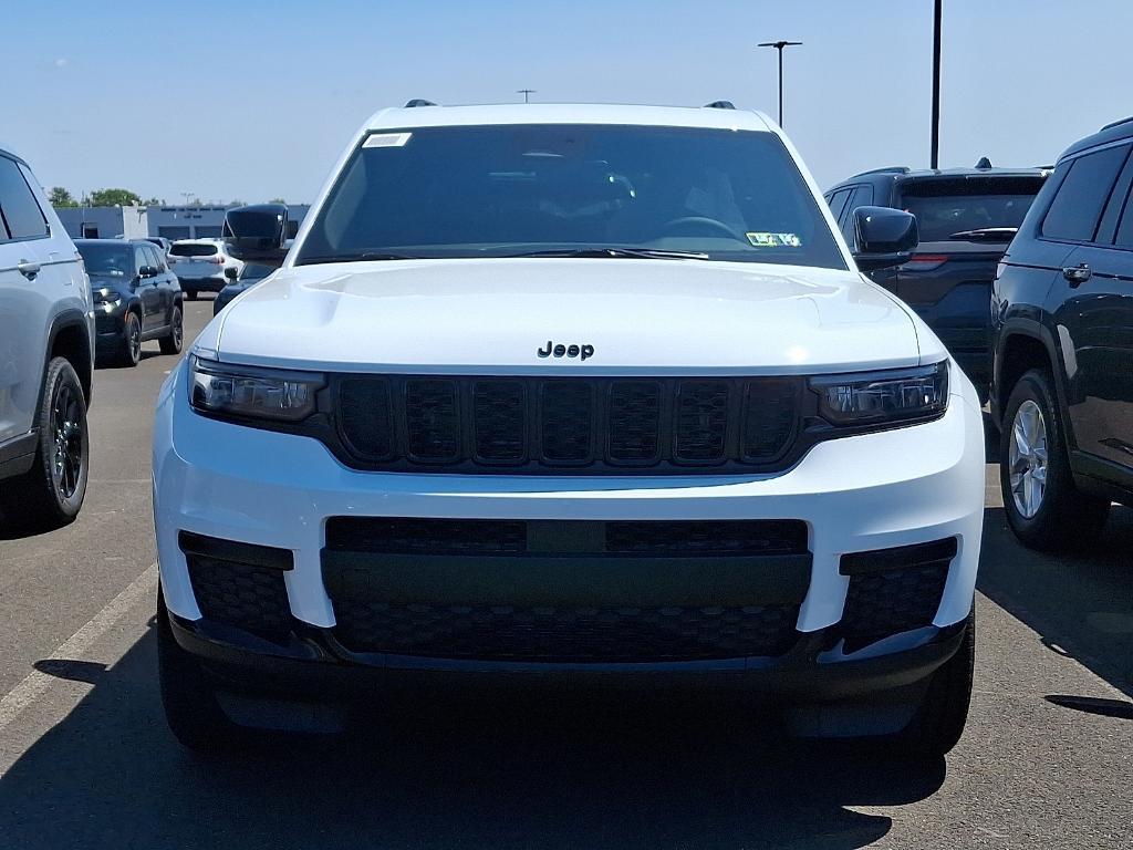 new 2025 Jeep Grand Cherokee L car, priced at $42,953