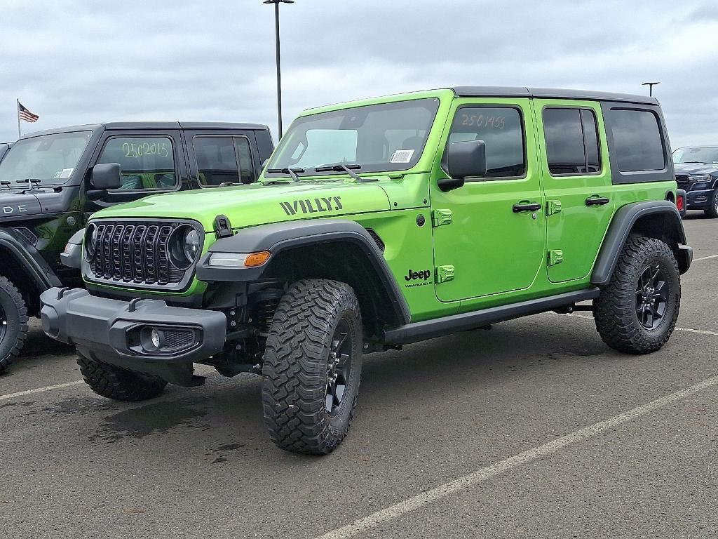 new 2025 Jeep Wrangler car, priced at $46,536
