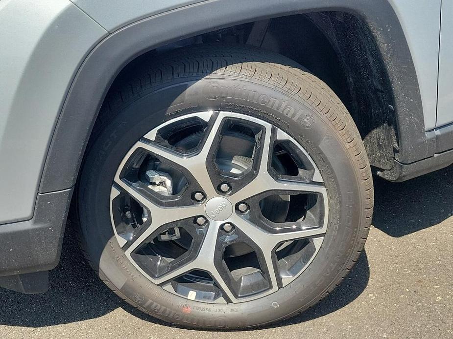 new 2024 Jeep Compass car, priced at $31,467