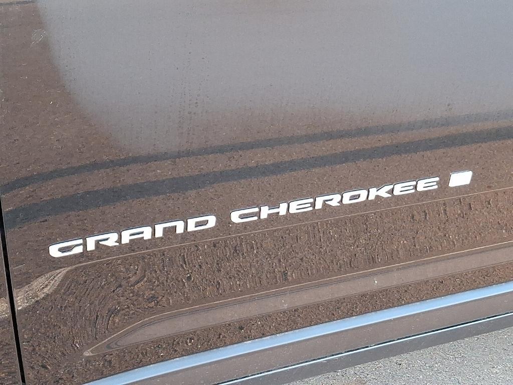 new 2025 Jeep Grand Cherokee L car, priced at $40,760