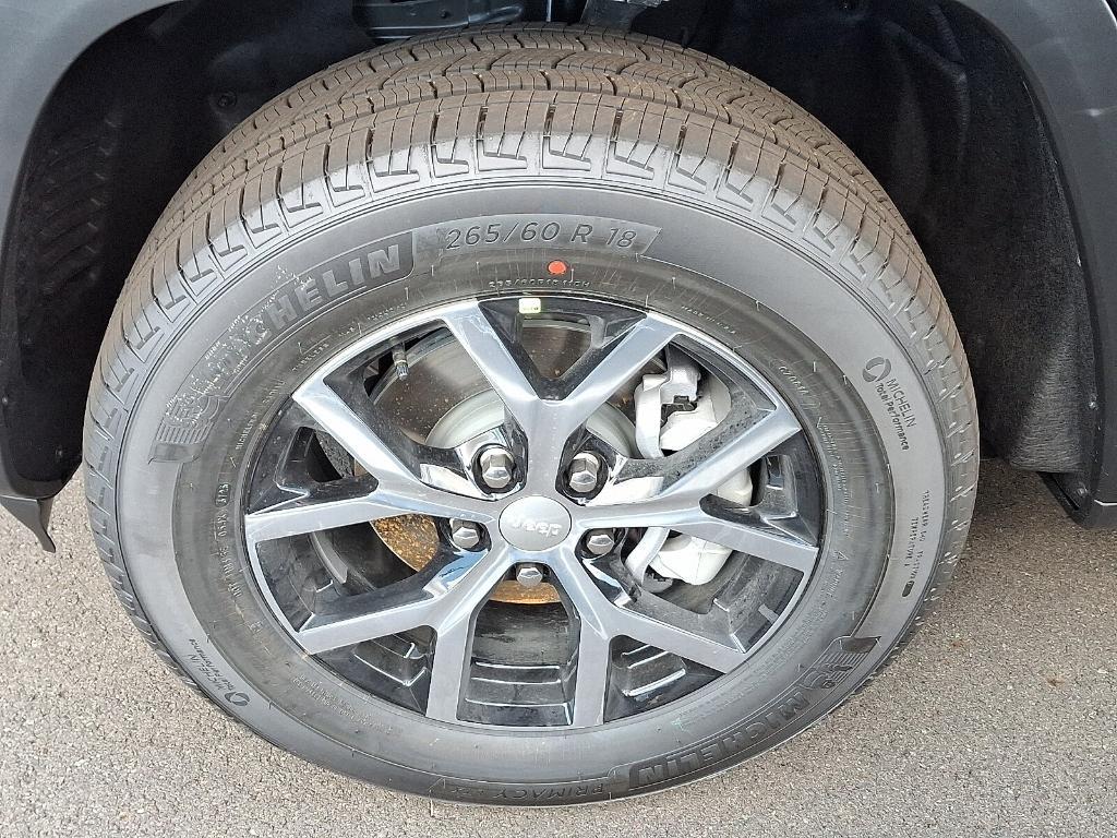 new 2025 Jeep Grand Cherokee car, priced at $41,306