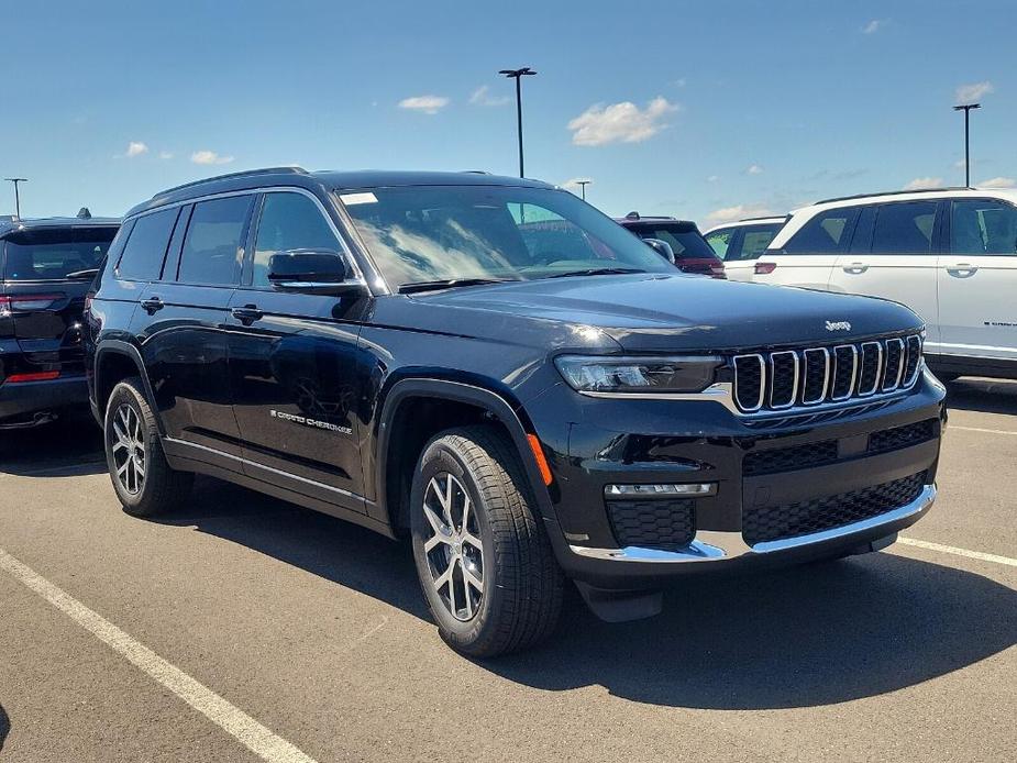 new 2024 Jeep Grand Cherokee L car, priced at $41,856