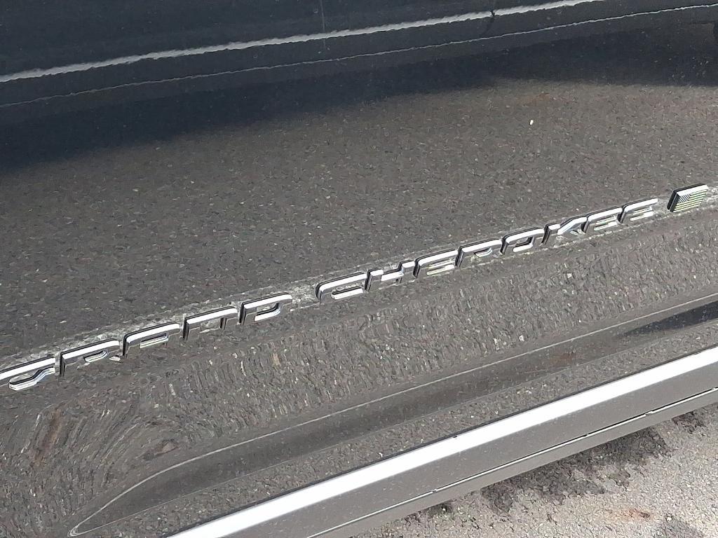 new 2025 Jeep Grand Cherokee car, priced at $46,546