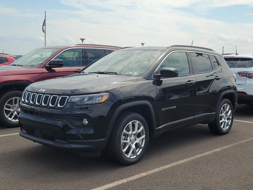 new 2024 Jeep Compass car, priced at $30,392