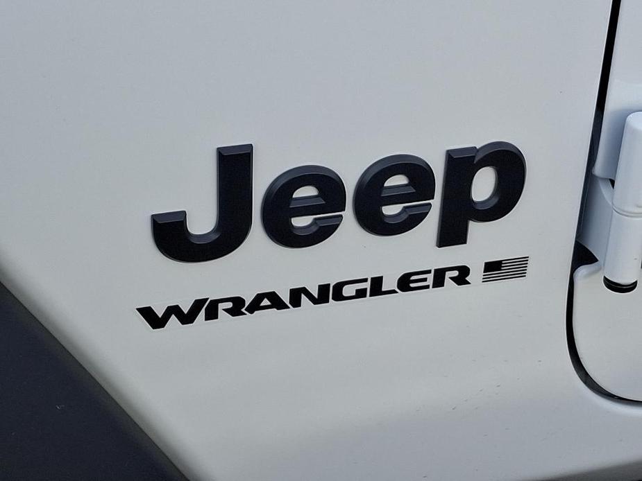 new 2025 Jeep Wrangler car, priced at $57,826