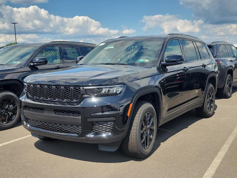 new 2024 Jeep Grand Cherokee L car, priced at $41,591