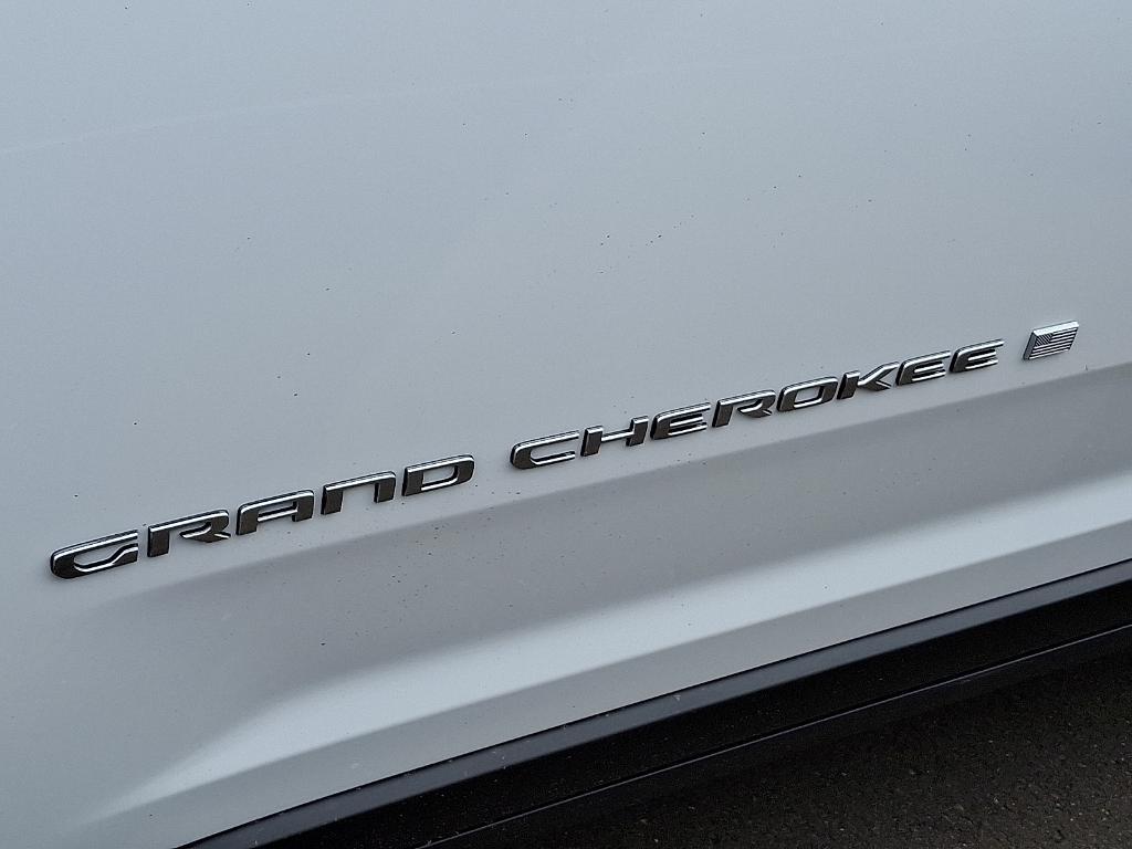 new 2025 Jeep Grand Cherokee L car, priced at $37,906