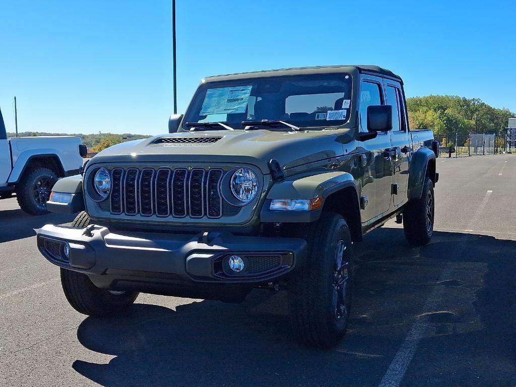 new 2025 Jeep Gladiator car, priced at $48,006