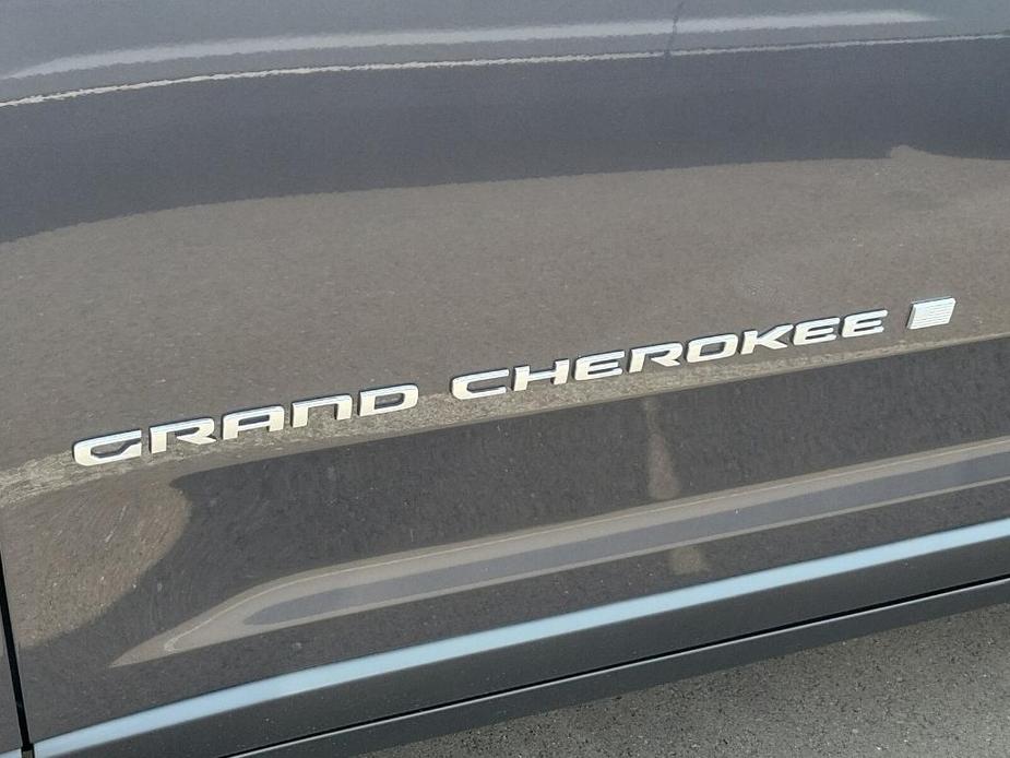 new 2024 Jeep Grand Cherokee L car, priced at $41,856